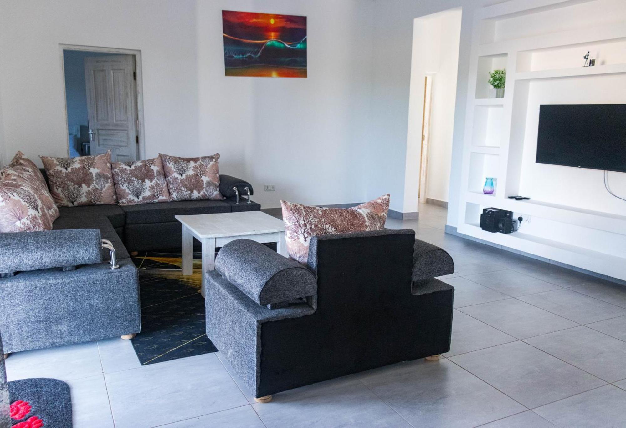 4 U Luxury Bungalows Diani Diani Beach Εξωτερικό φωτογραφία